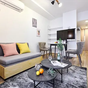  Apartment Wellsquareism Otsuka